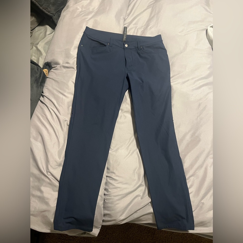 Lululemon ABC Slim Fit 5 Pocket Warpstream Men’s Pants